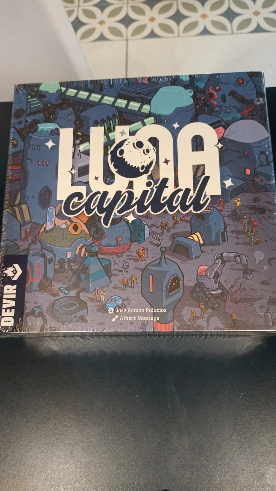 Portada de LUNA Capital – Español